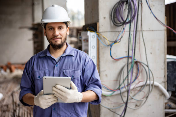 Best Affordable Emergency Electrician  in Oliver Springs, TN