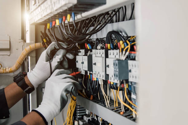 Best Licensed Electrician  in Oliver Springs, TN
